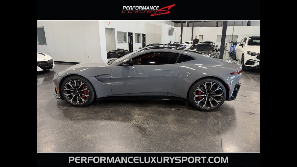 2019 ASTON MARTIN V8 Vantage