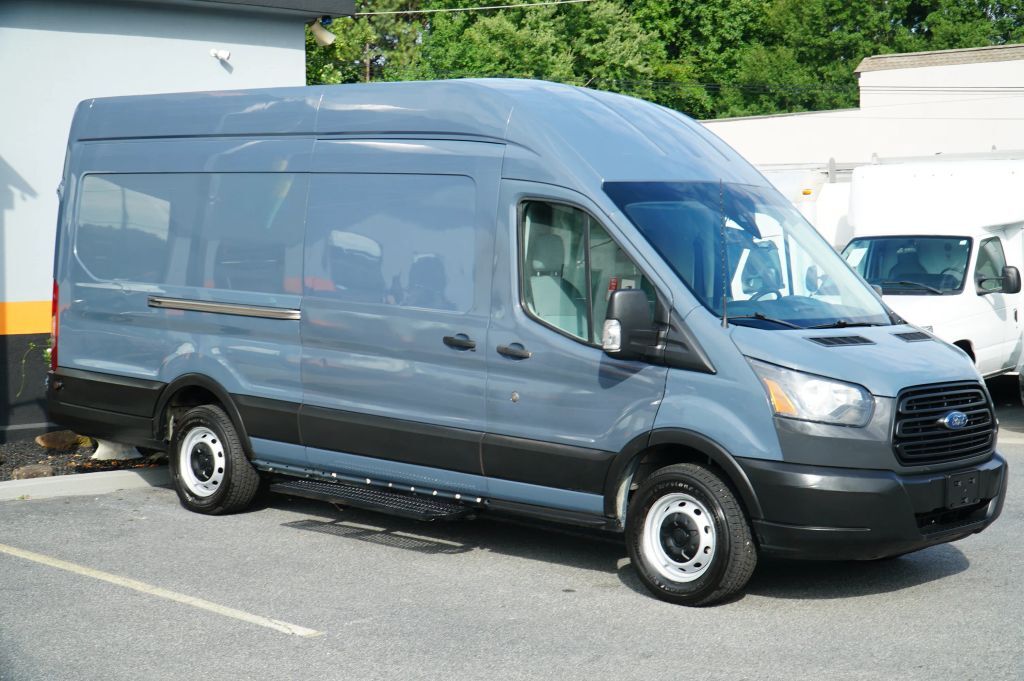 2019 FORD Transit