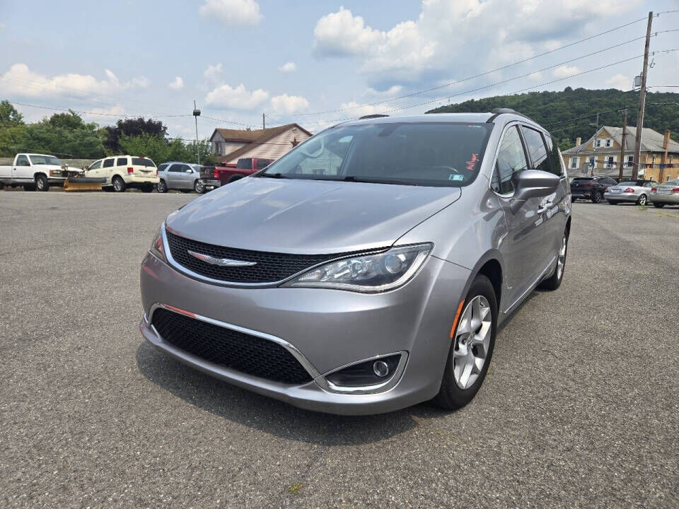 2017 CHRYSLER Pacifica