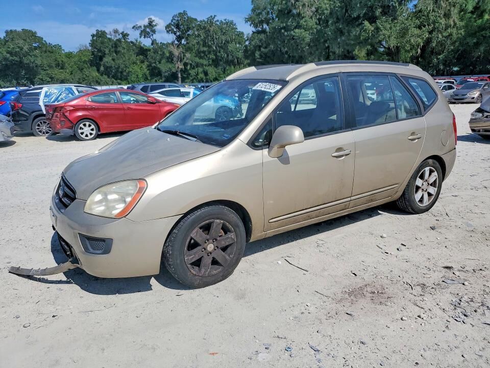 2007 KIA Rondo
