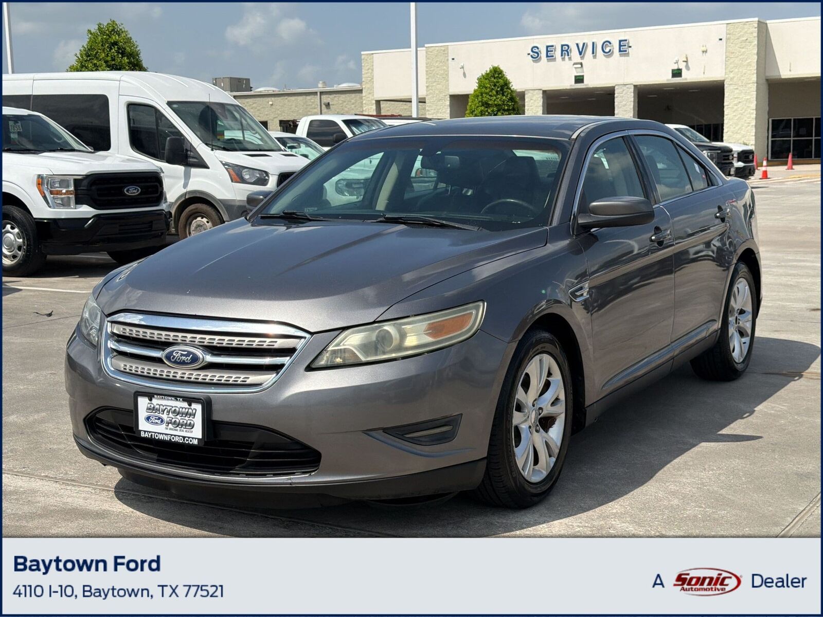 2011 FORD Taurus