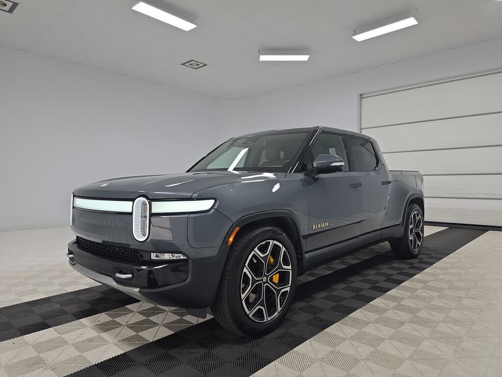 2022 RIVIAN R1T