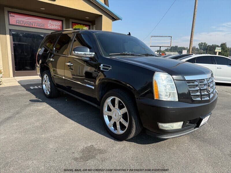 2010 CADILLAC Escalade