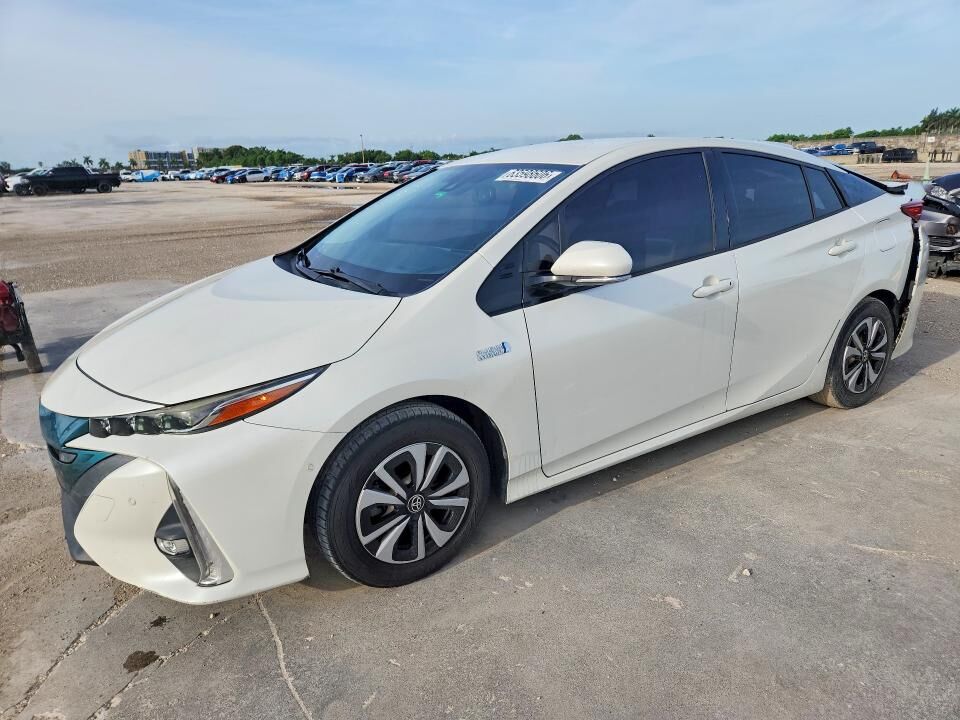 2017 TOYOTA Prius