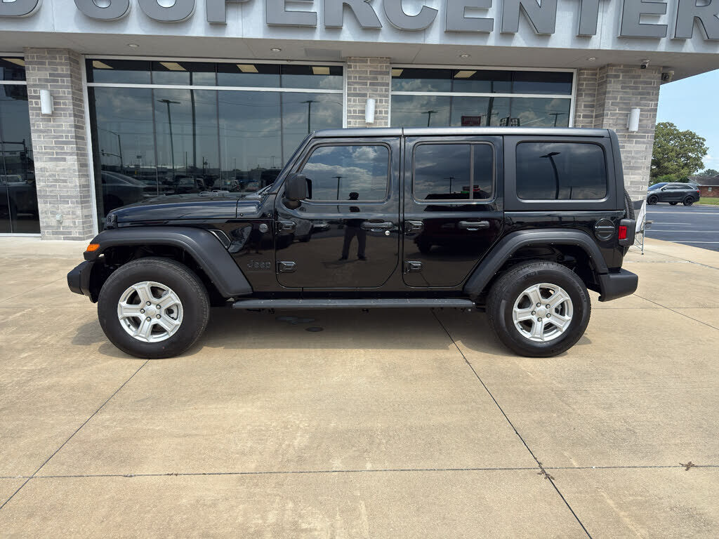 2023 JEEP Wrangler