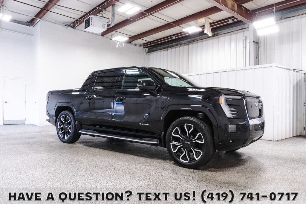 2025 GMC Hummer EV Pickup
