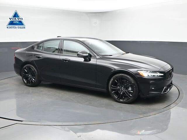 2024 VOLVO S60