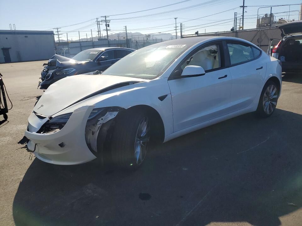 2024 TESLA Model 3