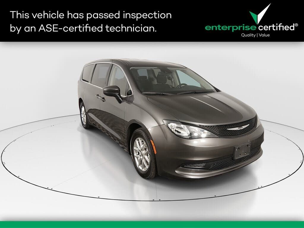 2023 CHRYSLER Voyager