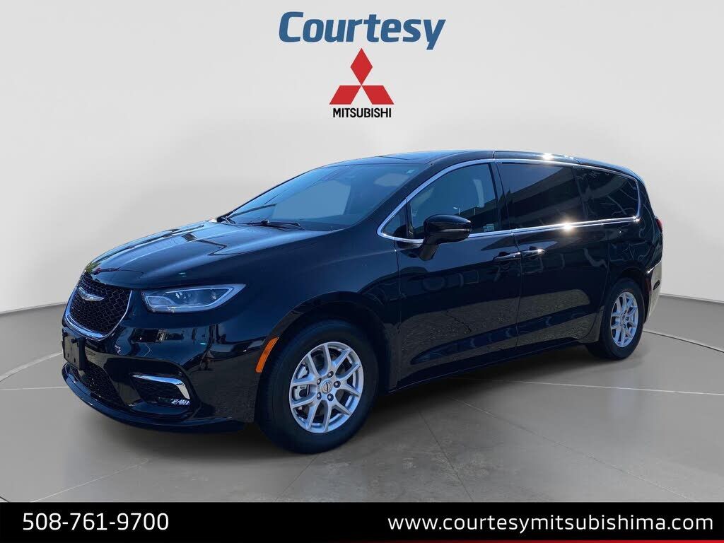 2025 CHRYSLER Pacifica