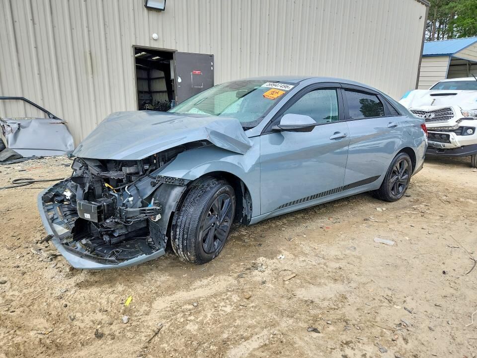 2022 HYUNDAI Elantra
