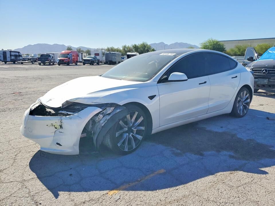 2024 TESLA Model 3