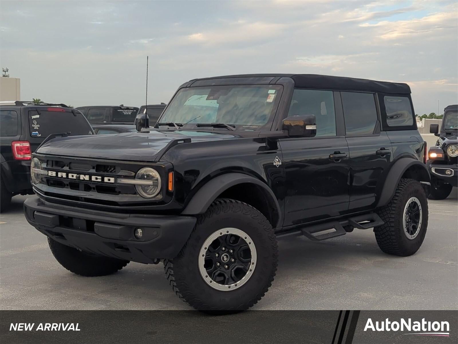 2023 FORD Bronco