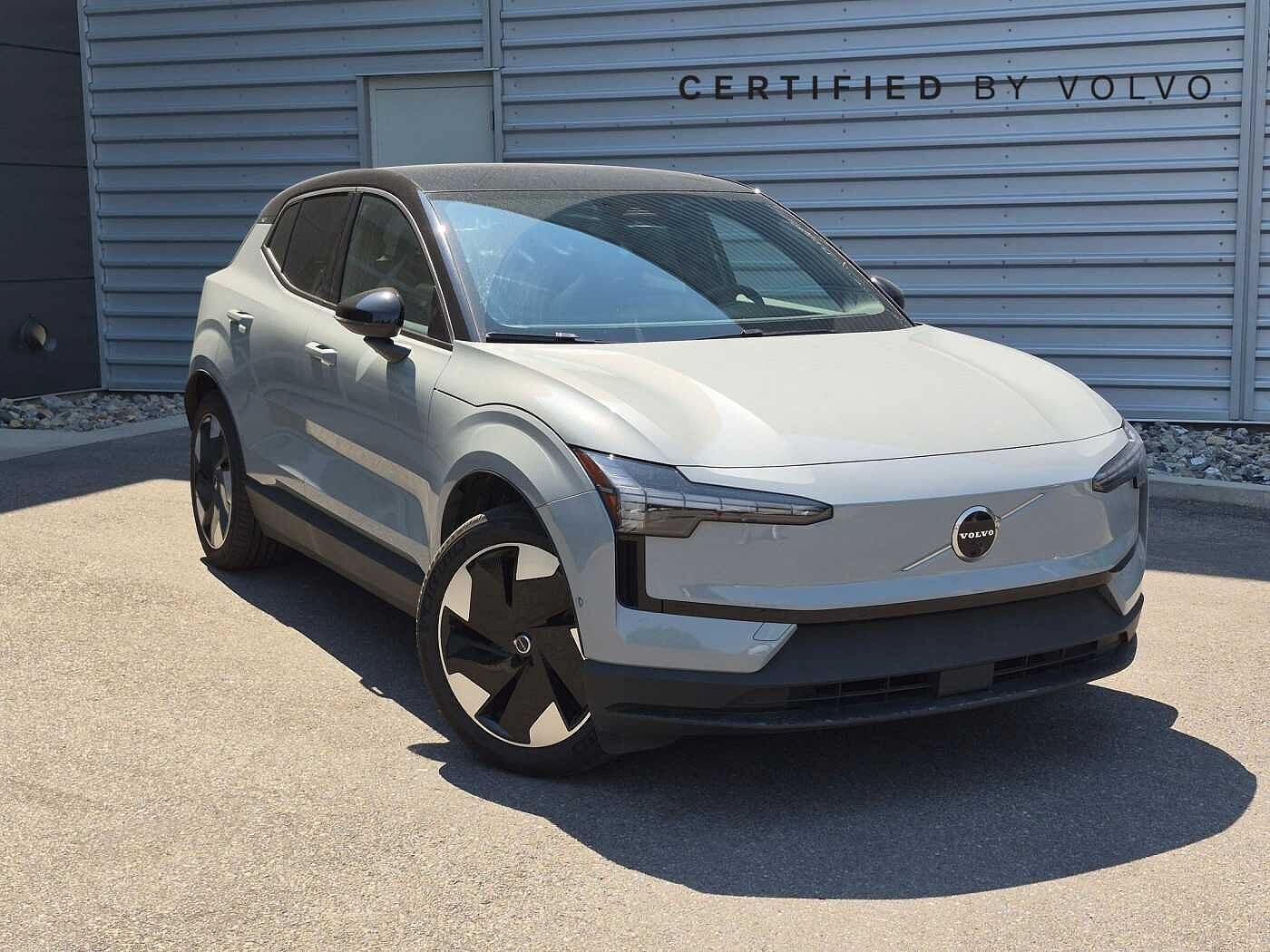 2025 VOLVO EX30