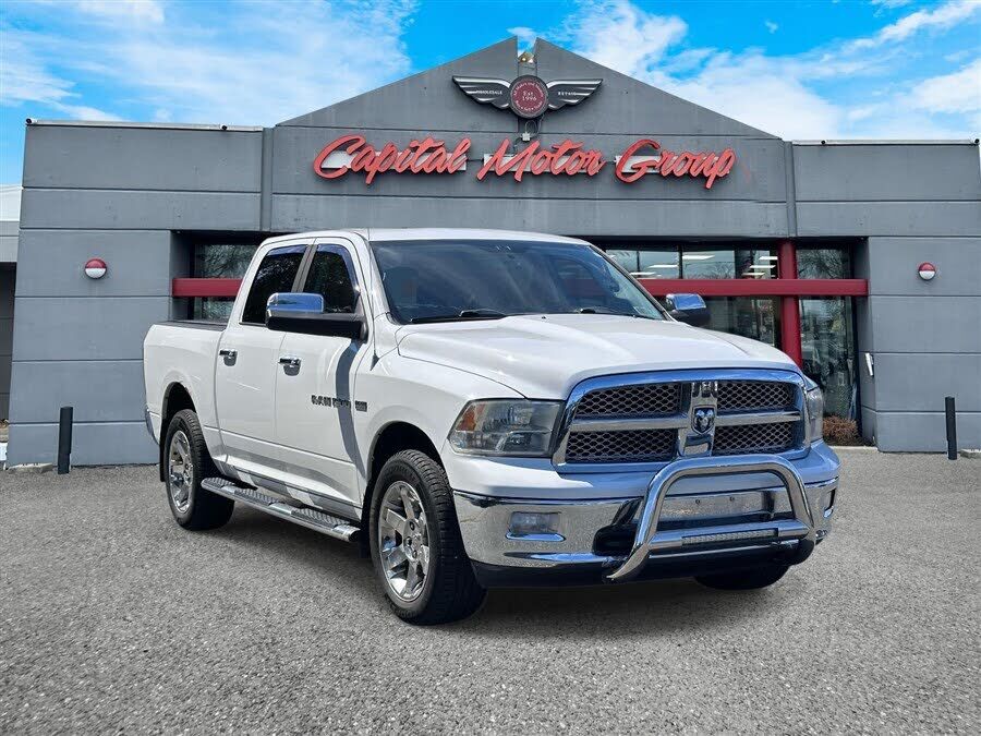 2011 DODGE Ram
