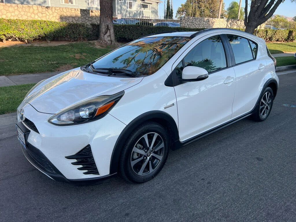 2018 TOYOTA Prius