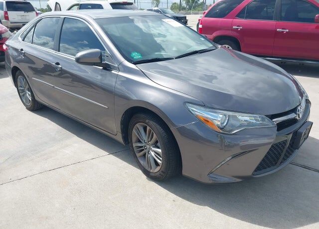 2017 TOYOTA Camry