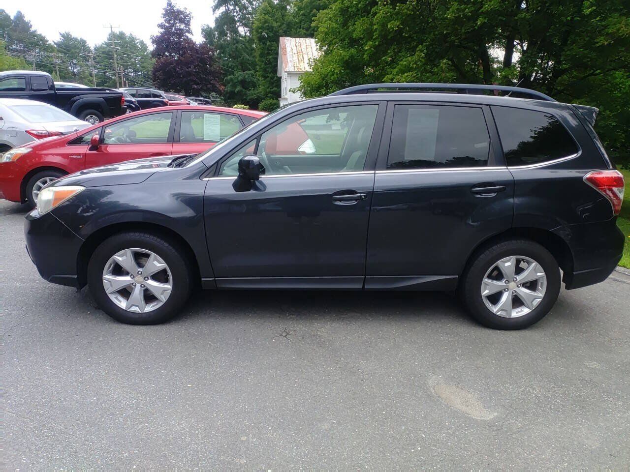 2015 SUBARU Forester