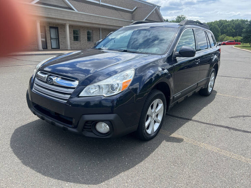 2013 SUBARU Outback