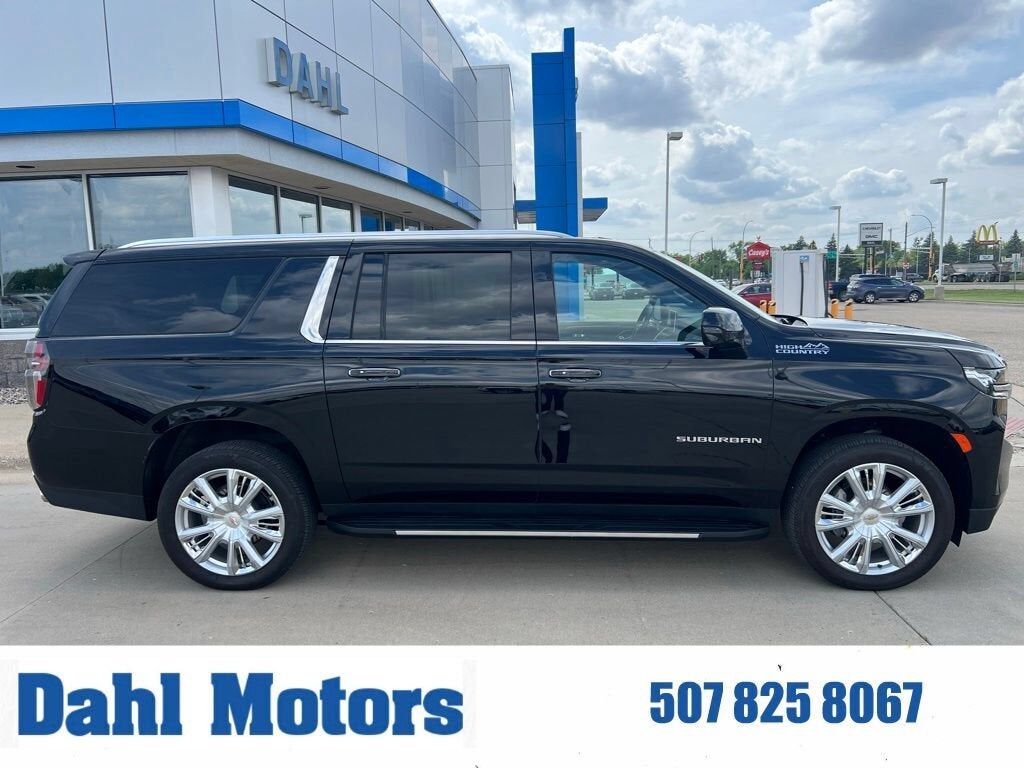 2024 CHEVROLET Suburban