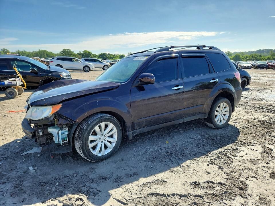 2013 SUBARU Forester