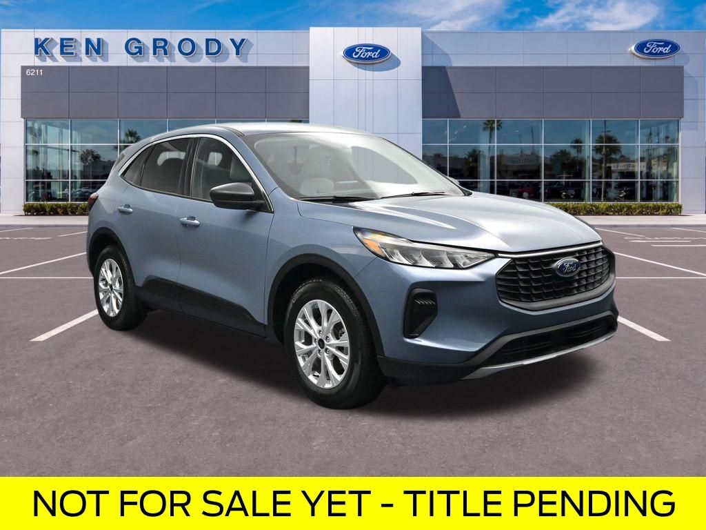 2024 FORD Escape