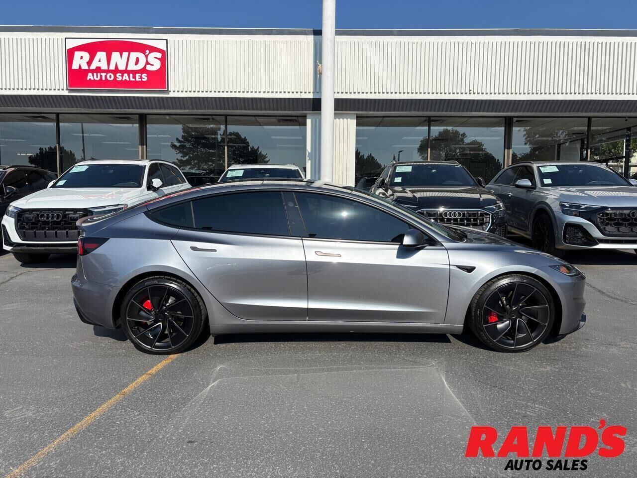 2026 TESLA Model 3