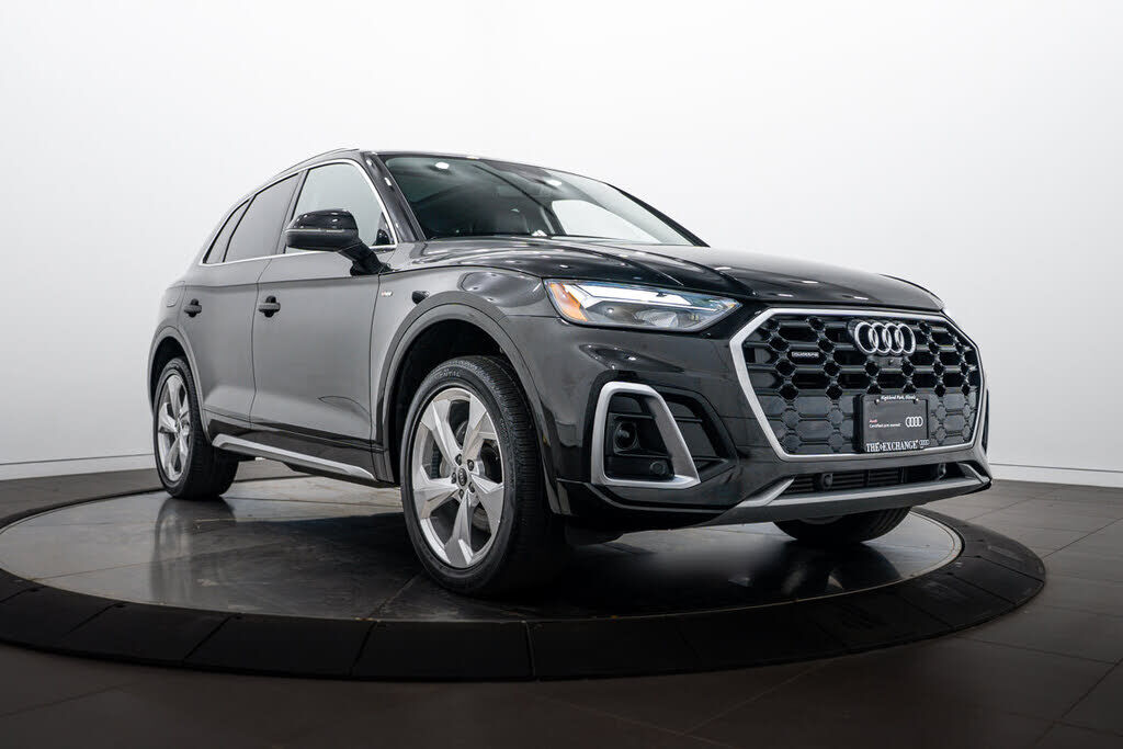 2022 AUDI Q5