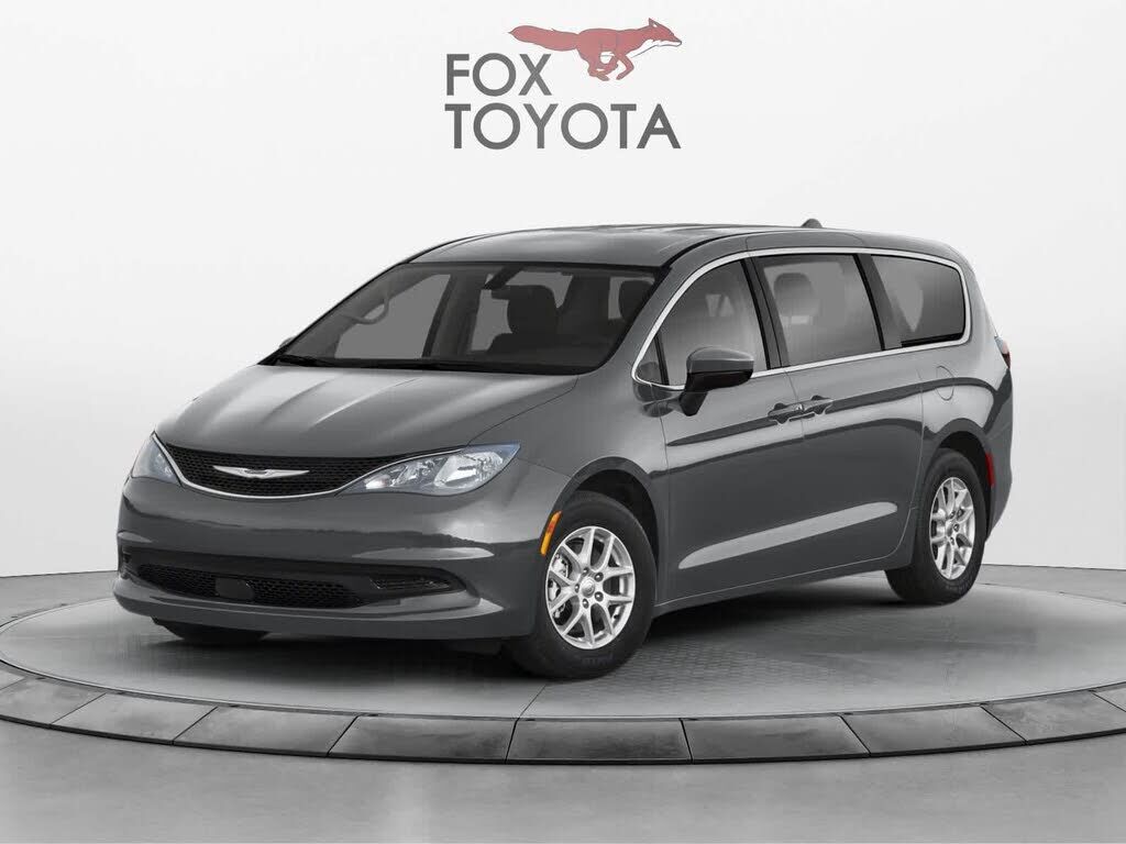 2021 CHRYSLER Voyager
