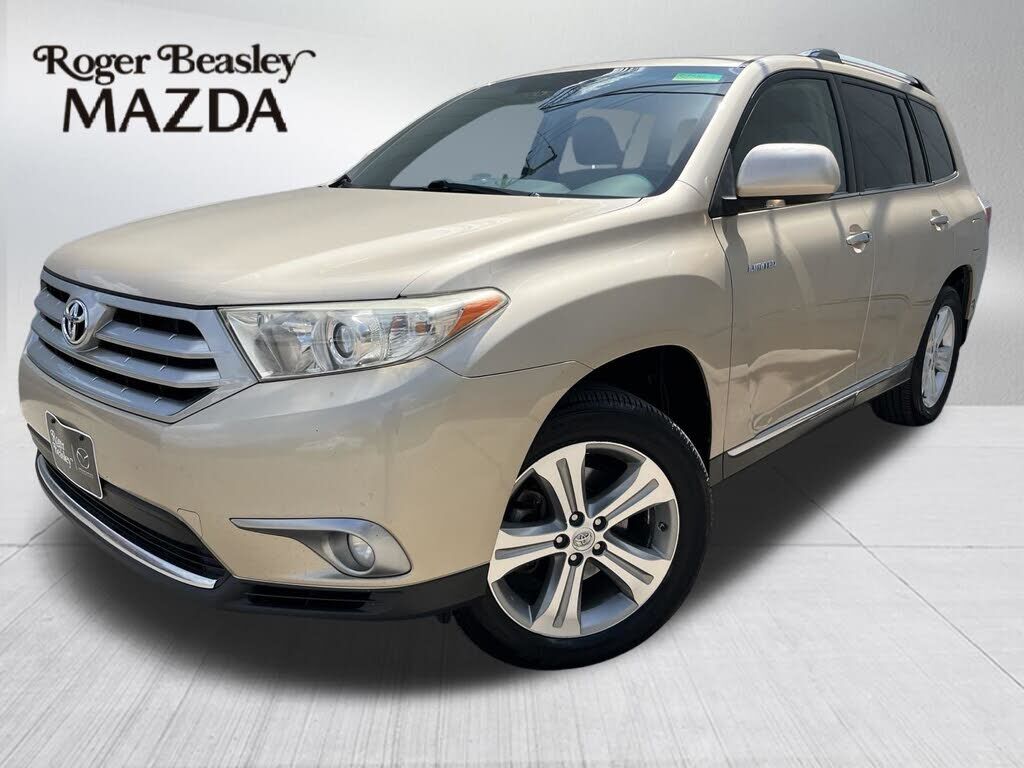 2013 TOYOTA Highlander