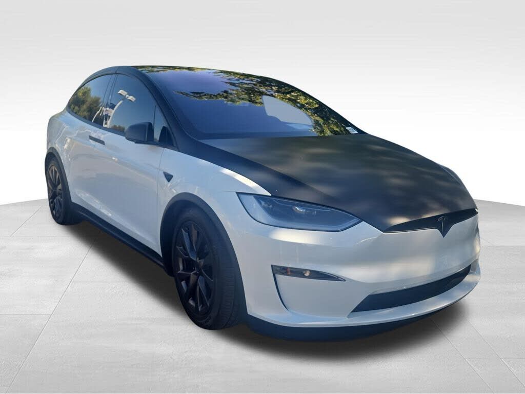2024 TESLA Model X