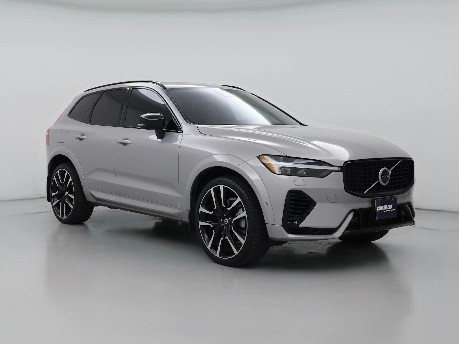 2024 VOLVO XC60