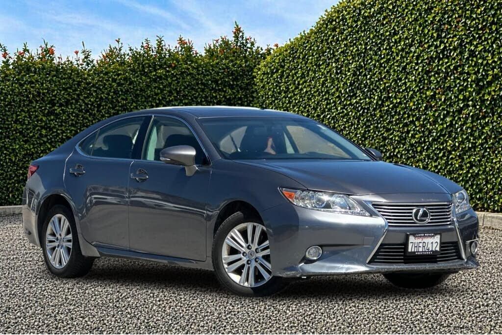 2014 LEXUS ES
