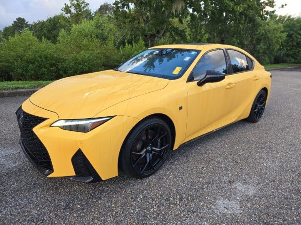 2025 LEXUS IS