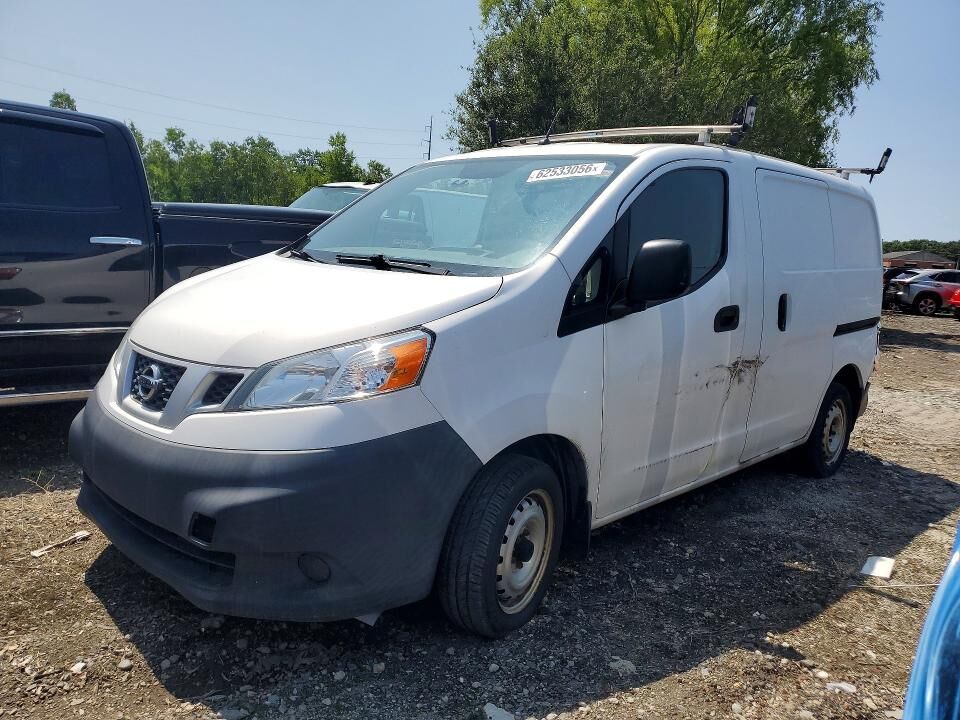 2017 NISSAN NV200