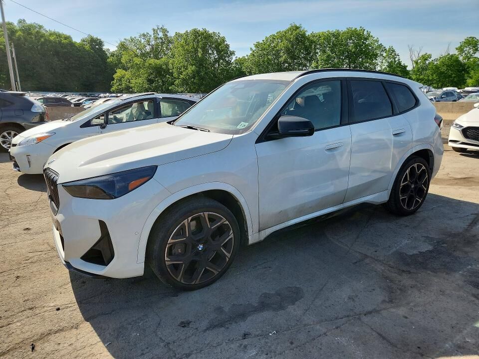 2024 BMW X1