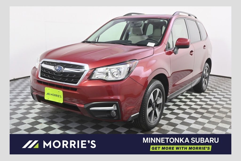 2017 SUBARU Forester
