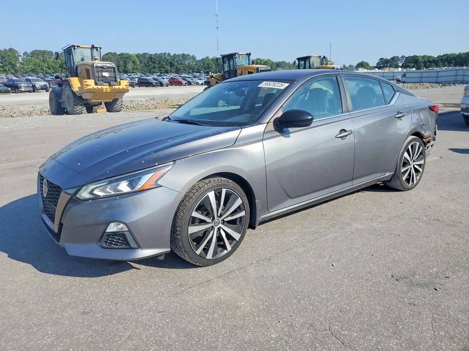 2022 NISSAN Altima