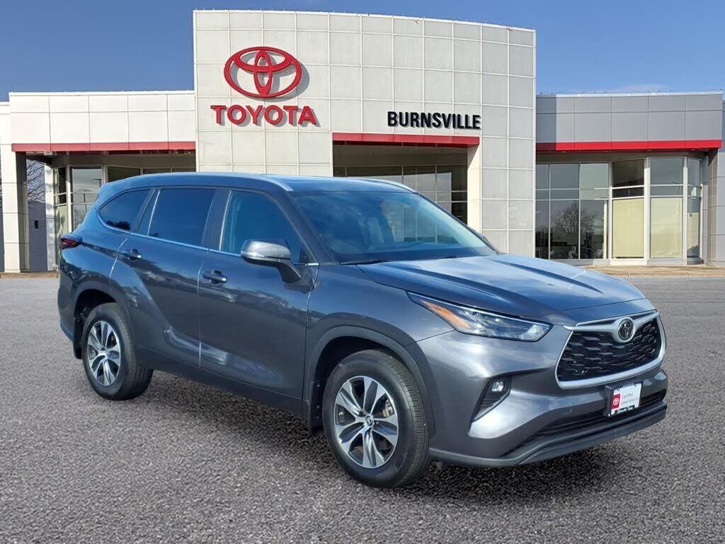 2024 TOYOTA Highlander