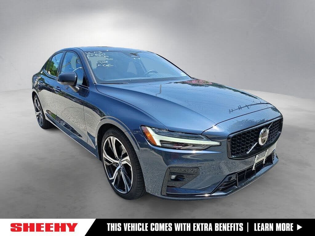 2024 VOLVO S60