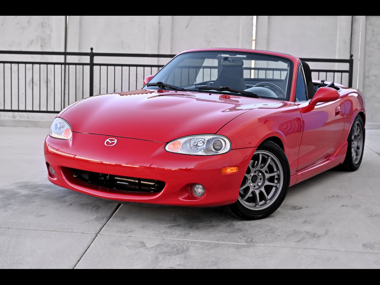 2001 MAZDA MX-5