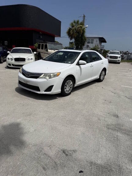 2012 TOYOTA Camry