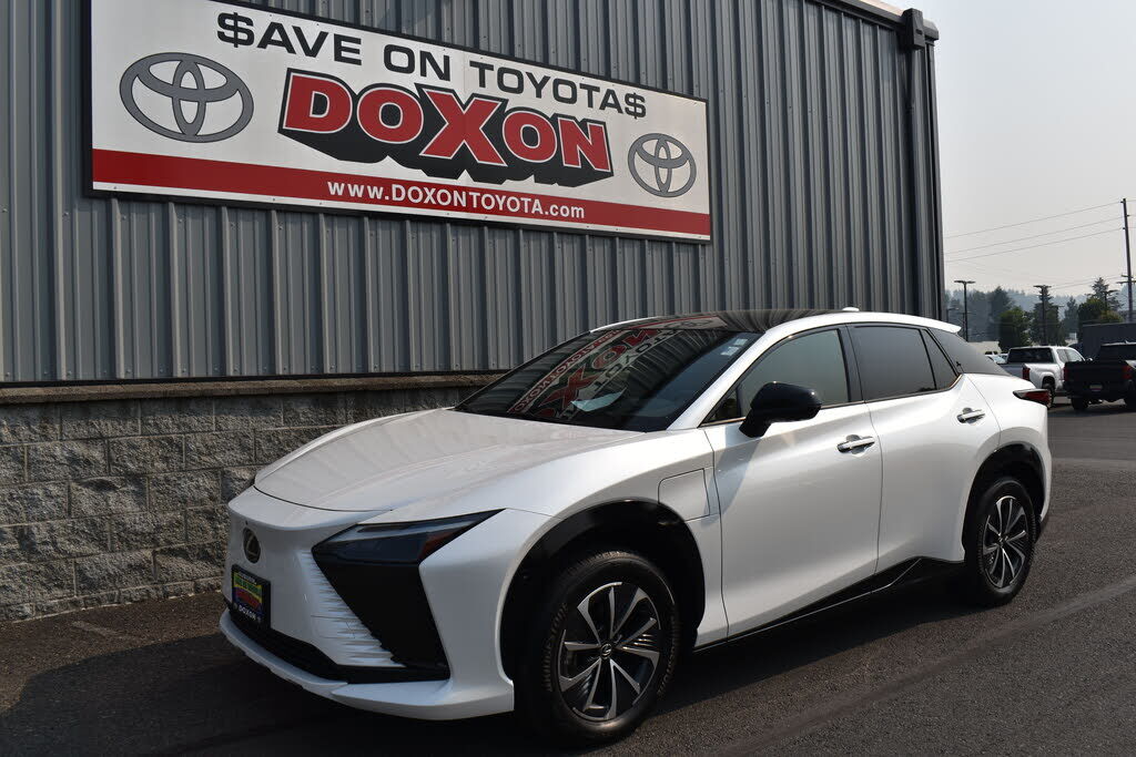 2023 LEXUS RZ 450e