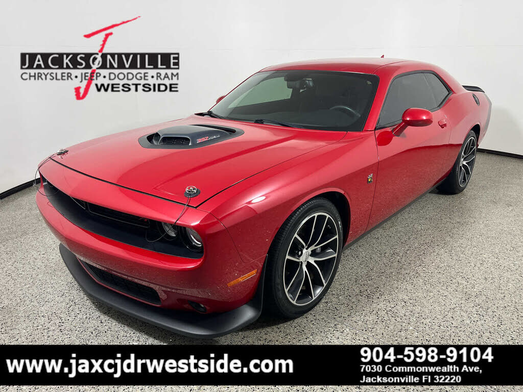 2016 DODGE Challenger