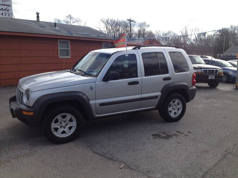 2004 JEEP Liberty