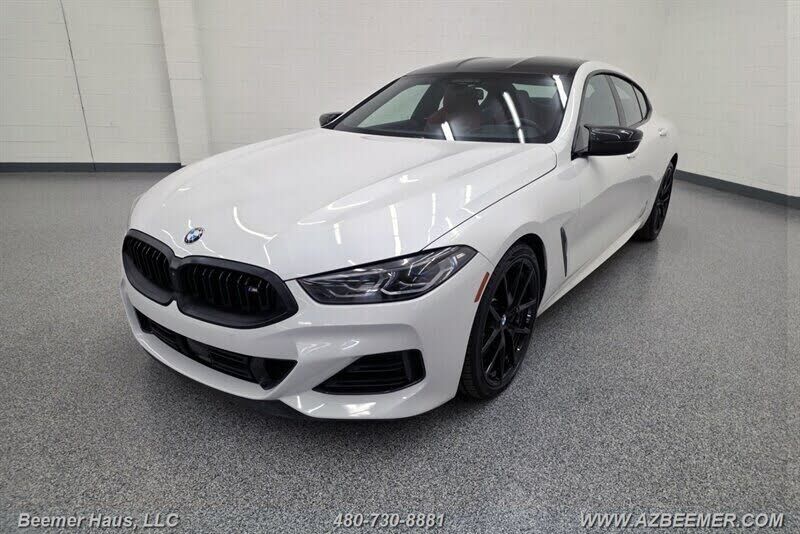 2023 BMW M8
