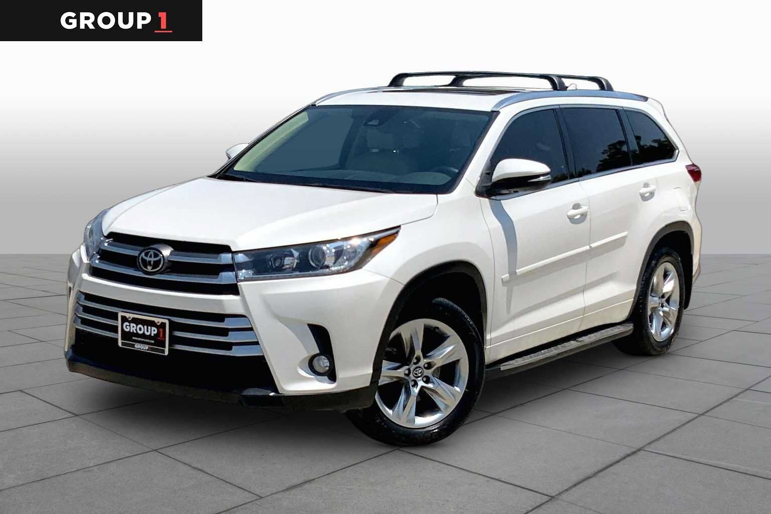 2017 TOYOTA Highlander