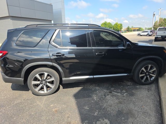2023 HONDA Pilot