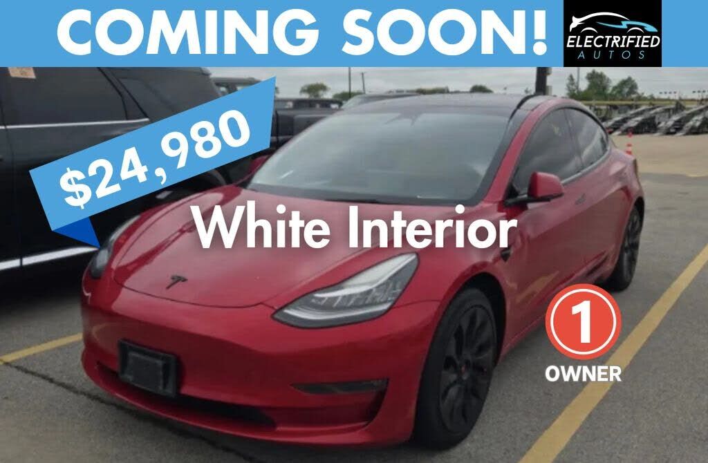 2022 TESLA Model 3