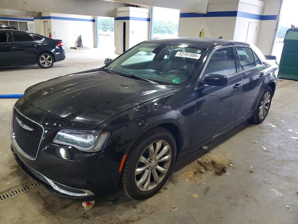 2018 CHRYSLER 300